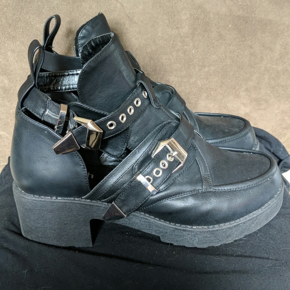 Refresh Black Booties w/ Metal Buckles